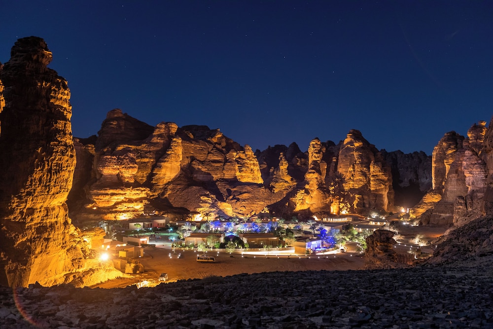 منتجع شادن(Shaden Resort) 58/65