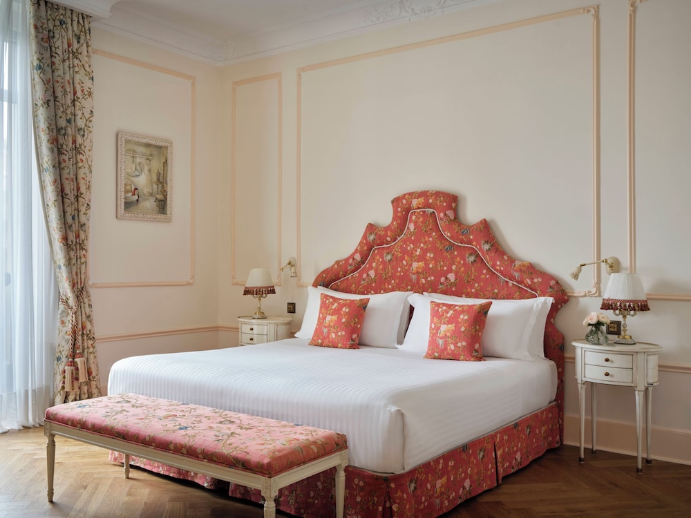 1 BEDROOM, PALACE, SUITE