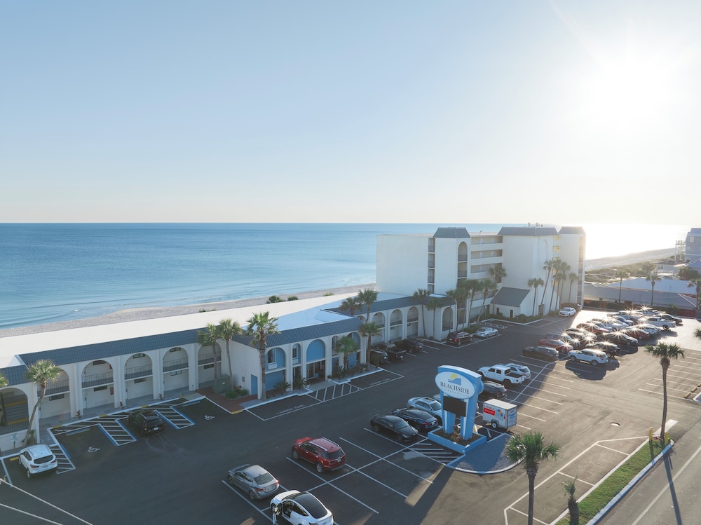 Beachside Resort 56/62