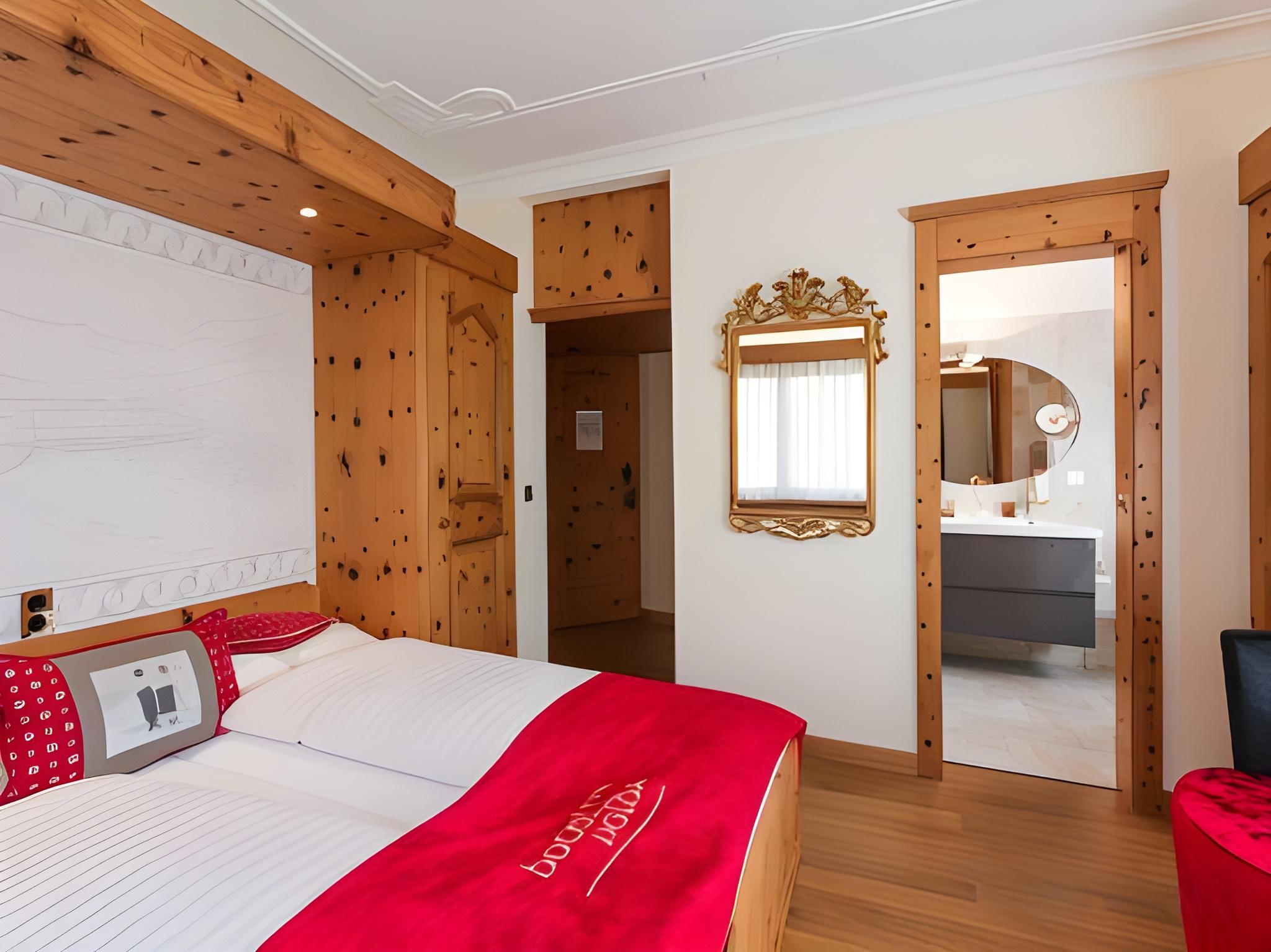 1 Bedroom, Superior, Double Bed, Bathtub