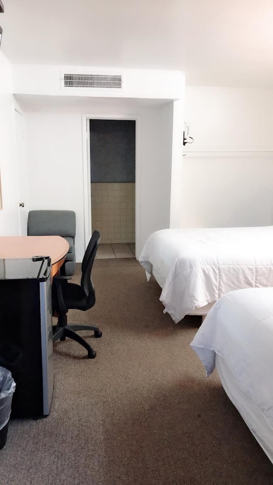 City Center Hotel 23/24