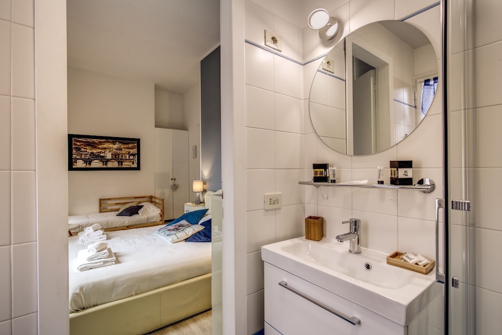 Vatican Miracle Suite 25/29