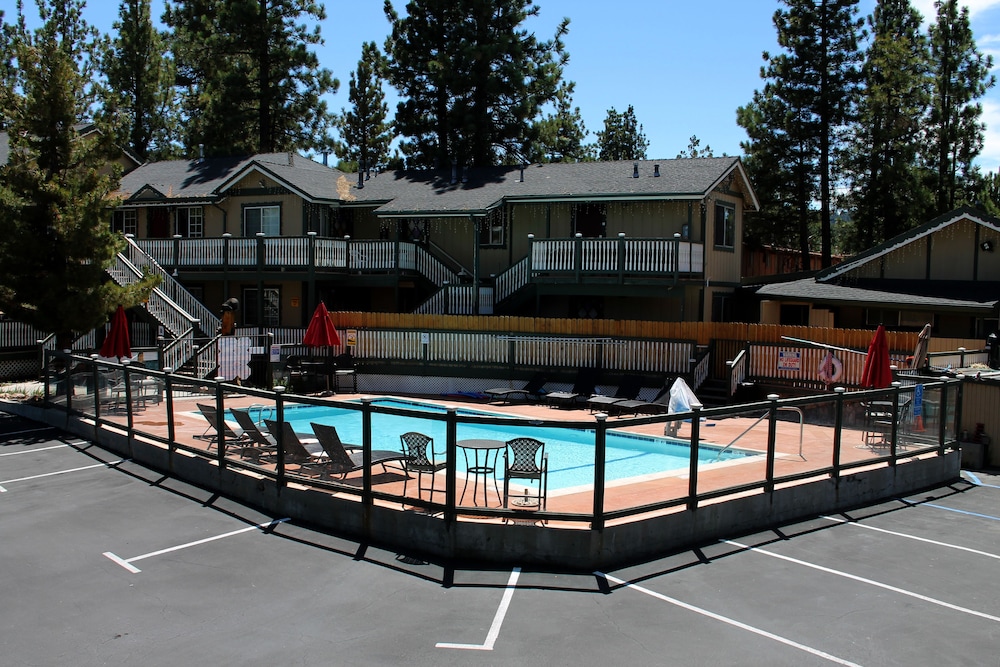 Fireside Lodge 42/50