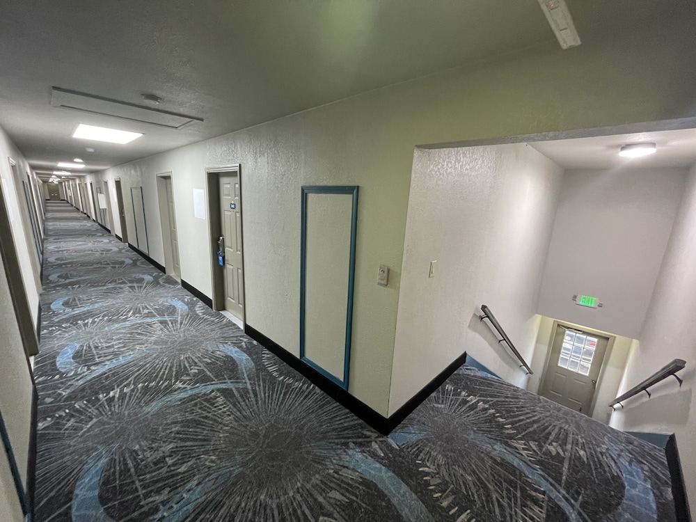 Days Inn by Wyndham Holladay 29/50