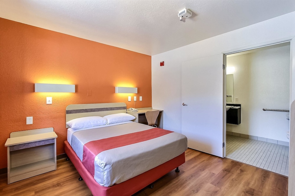 Motel6 Fremont, CA – North 31/58