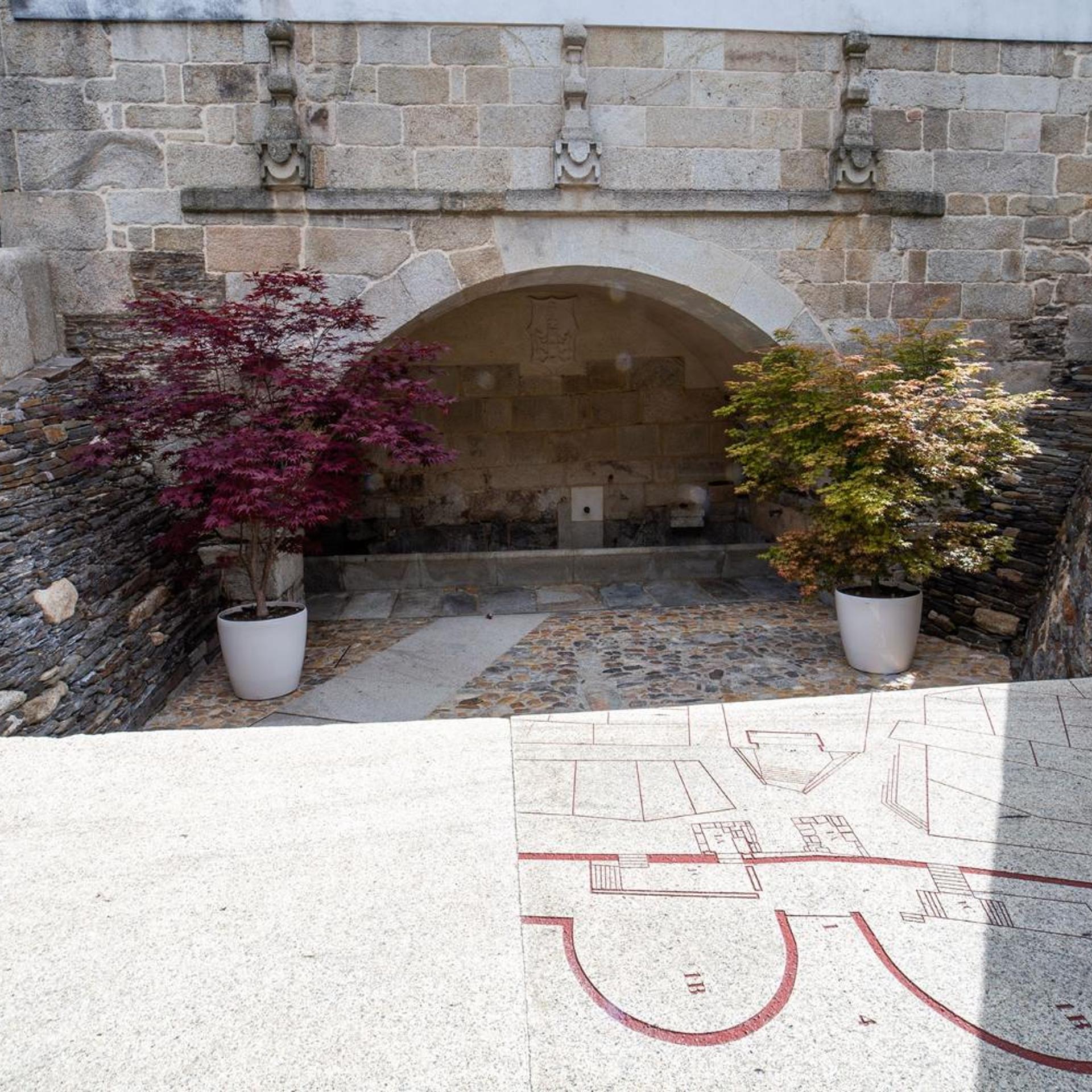 Hotel Monumento Pazo de Orbán e Sangro 46/50