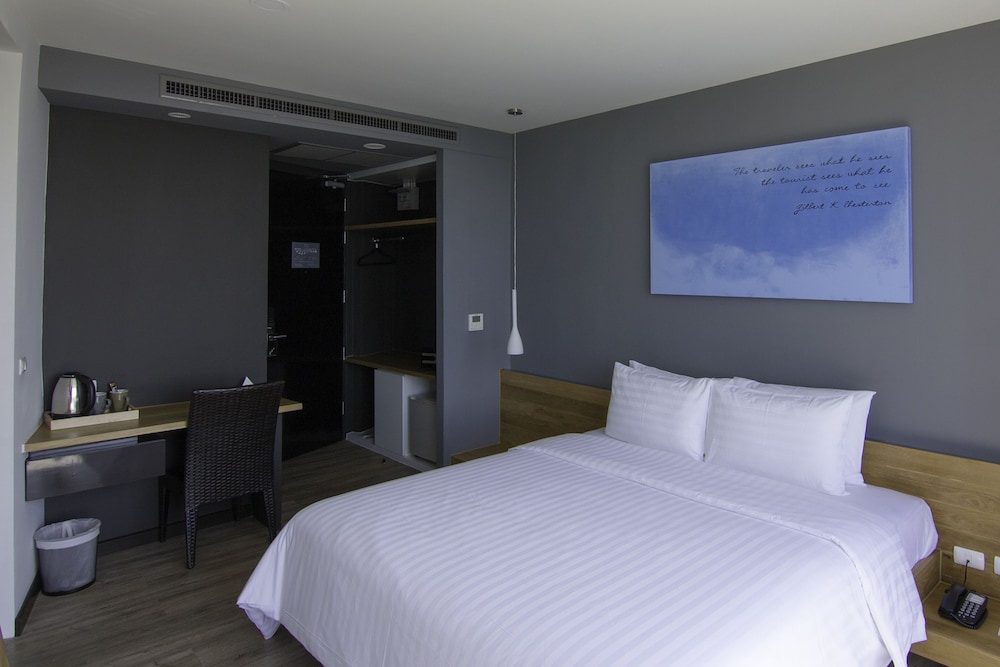 Kalm Bangsaen Hotel 17/47