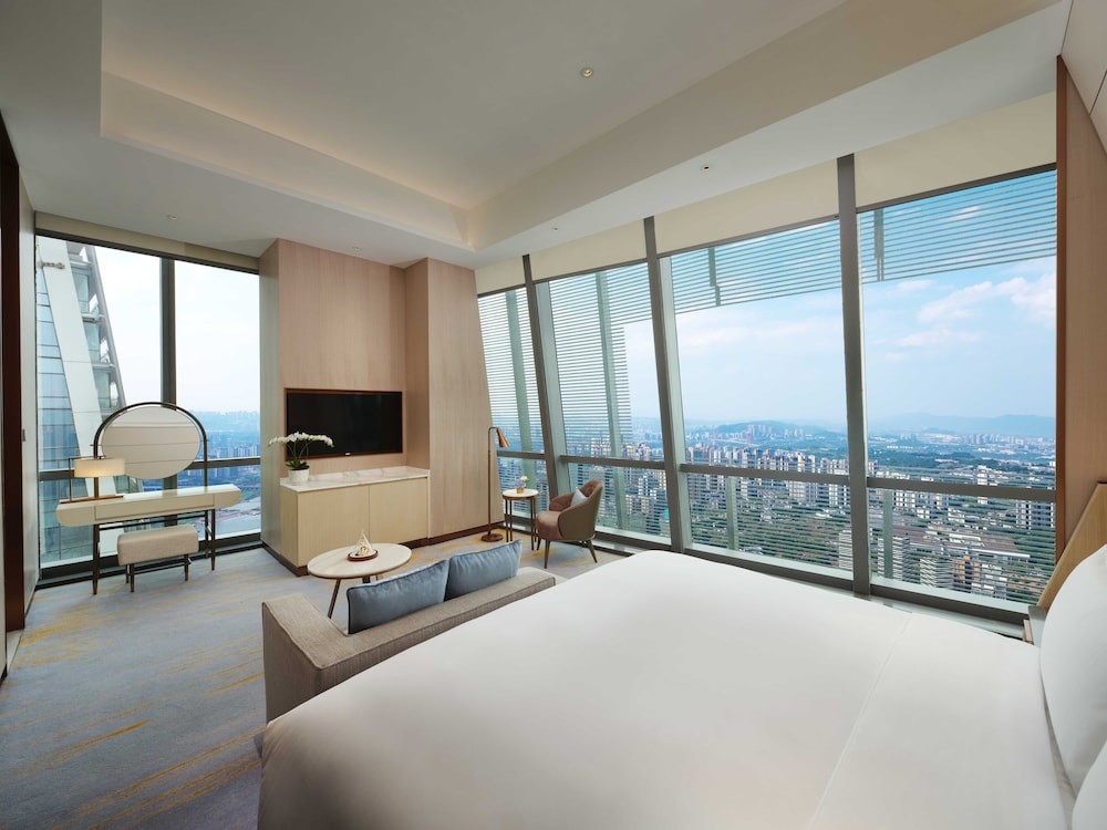 Intercontinental Chongqing Raffles City 20/70
