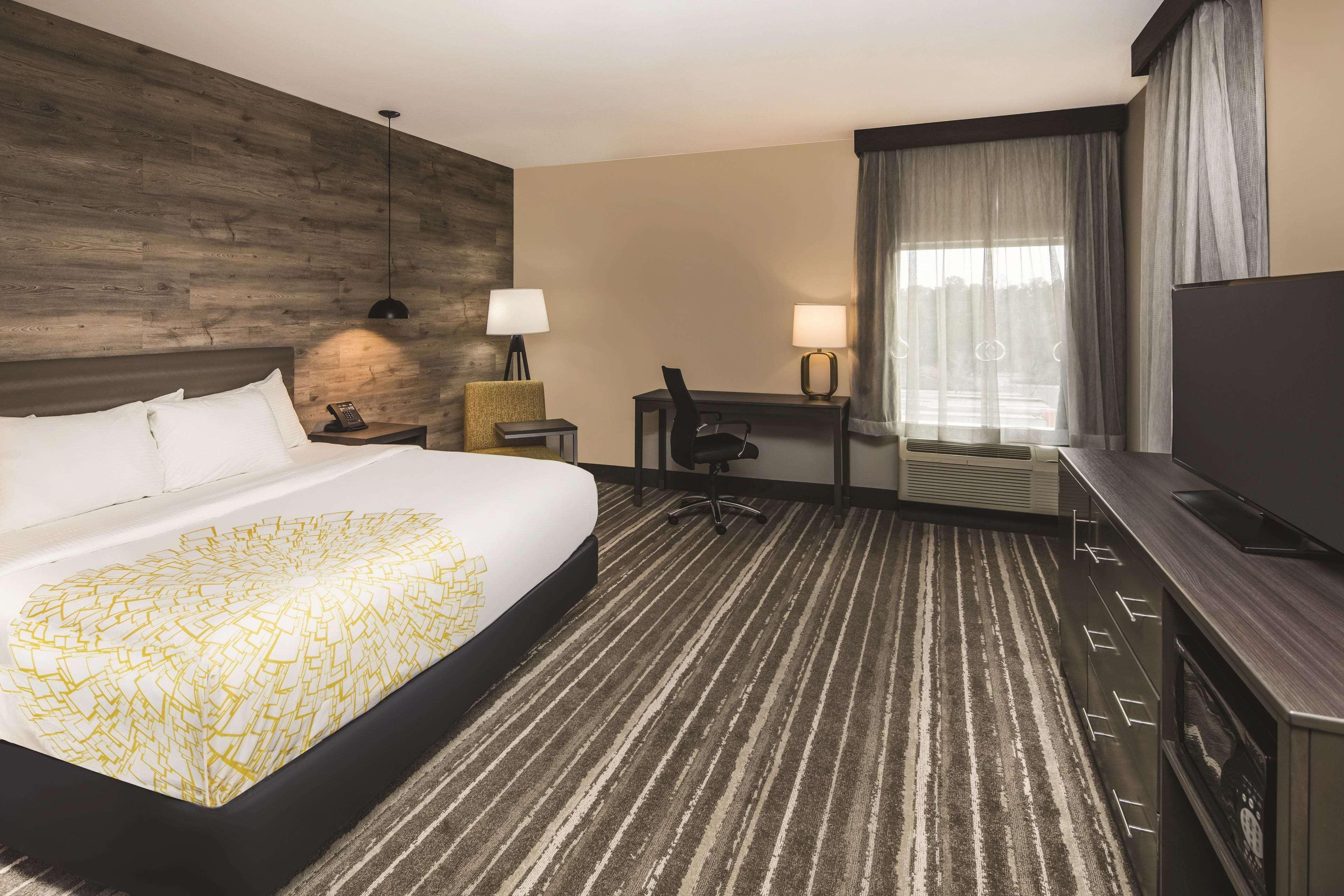 Room, Double Bed