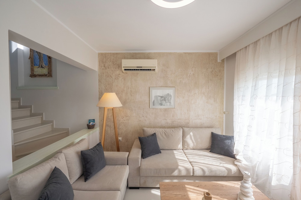 VALEA VILLA NAXOS 25/41