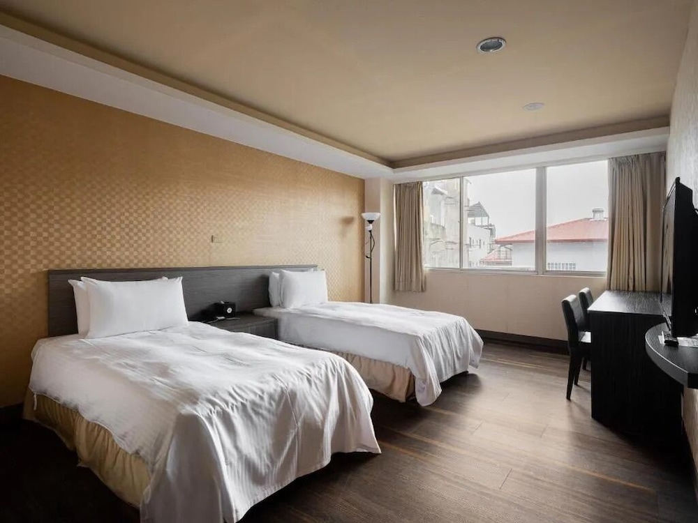 West Hotel 20/55