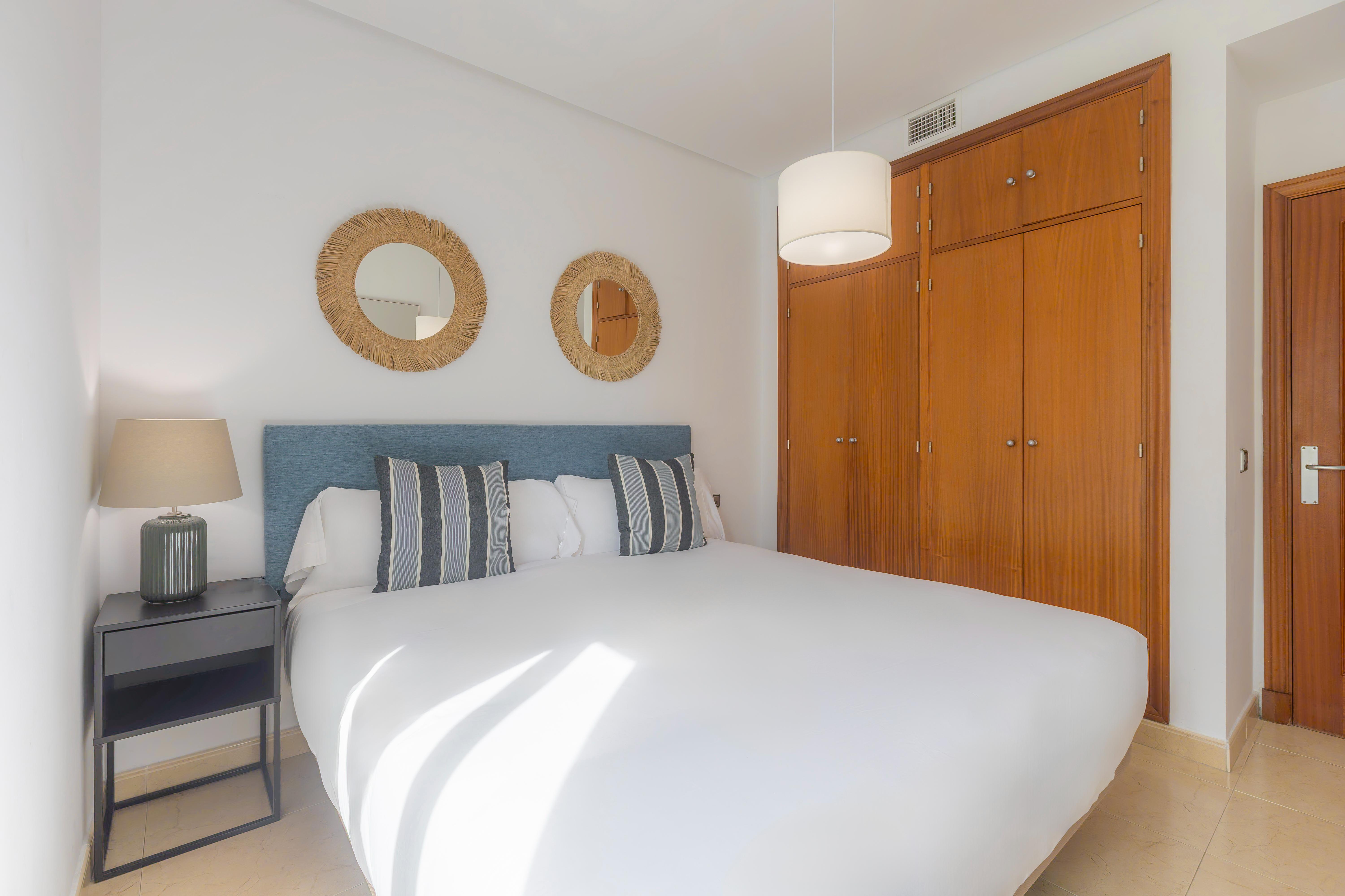 Apt Blueseas Bahia Marina 20/58