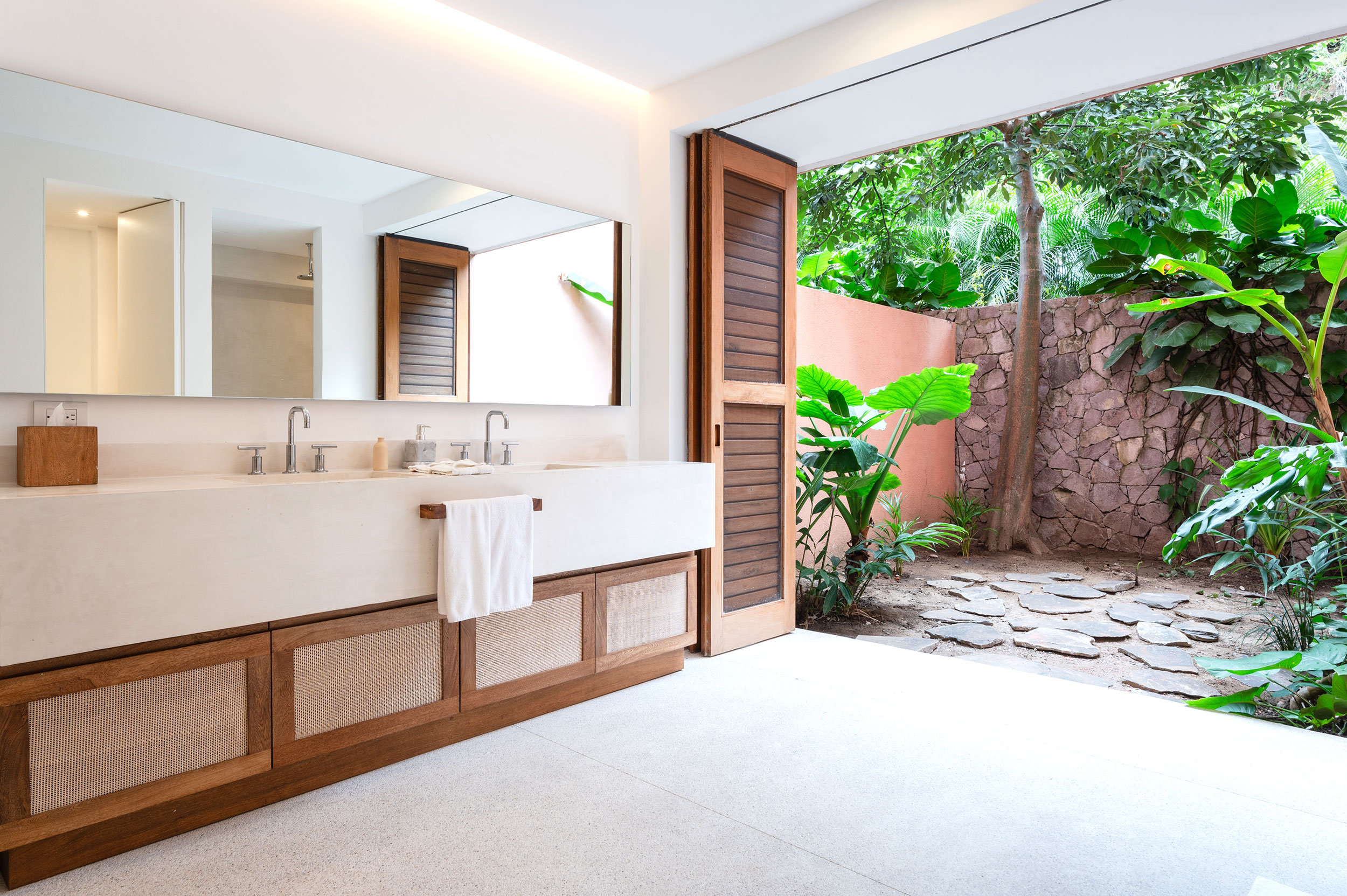El Careyes Club and Residences 25/35