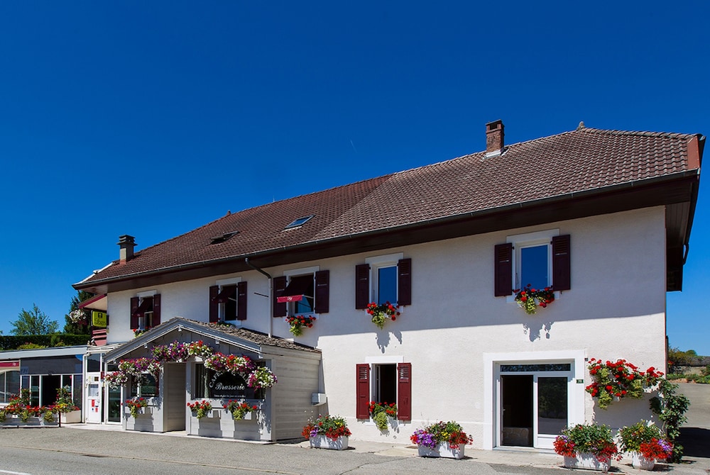 HOTEL BLANC 2/56