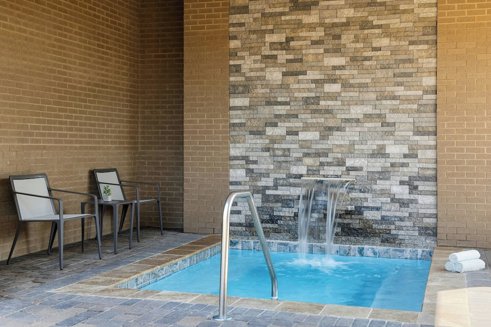 Courtyard Starkville Msu At the Mill Conference Center 34/71