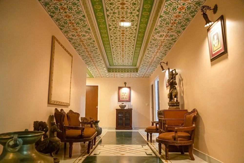 Anuraag Villa 51/65