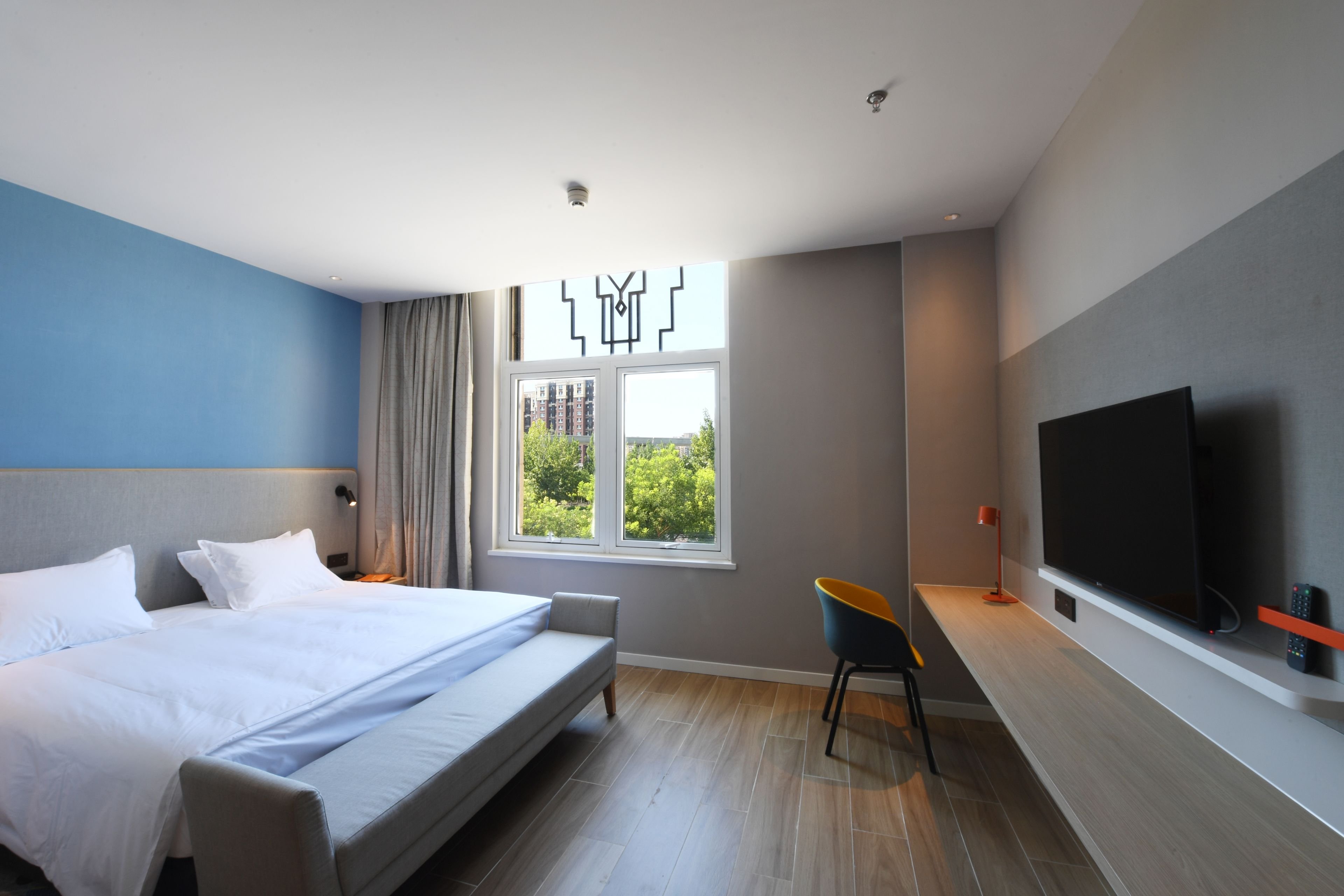 غرفة قياسية بسرير كينج بإطلالة على المدينة، Holiday Inn Express Tianjin Binhai an IHG Hotel 2/4