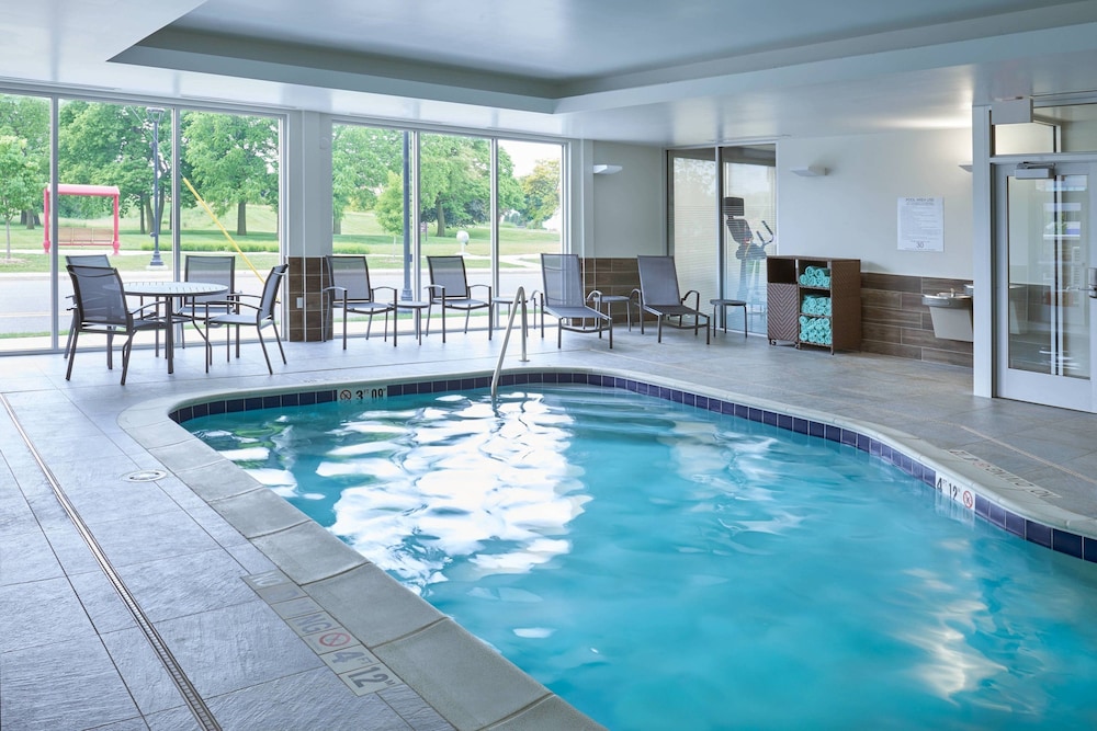 Fairfield Inn & Suites By Marriott Midland 5/36