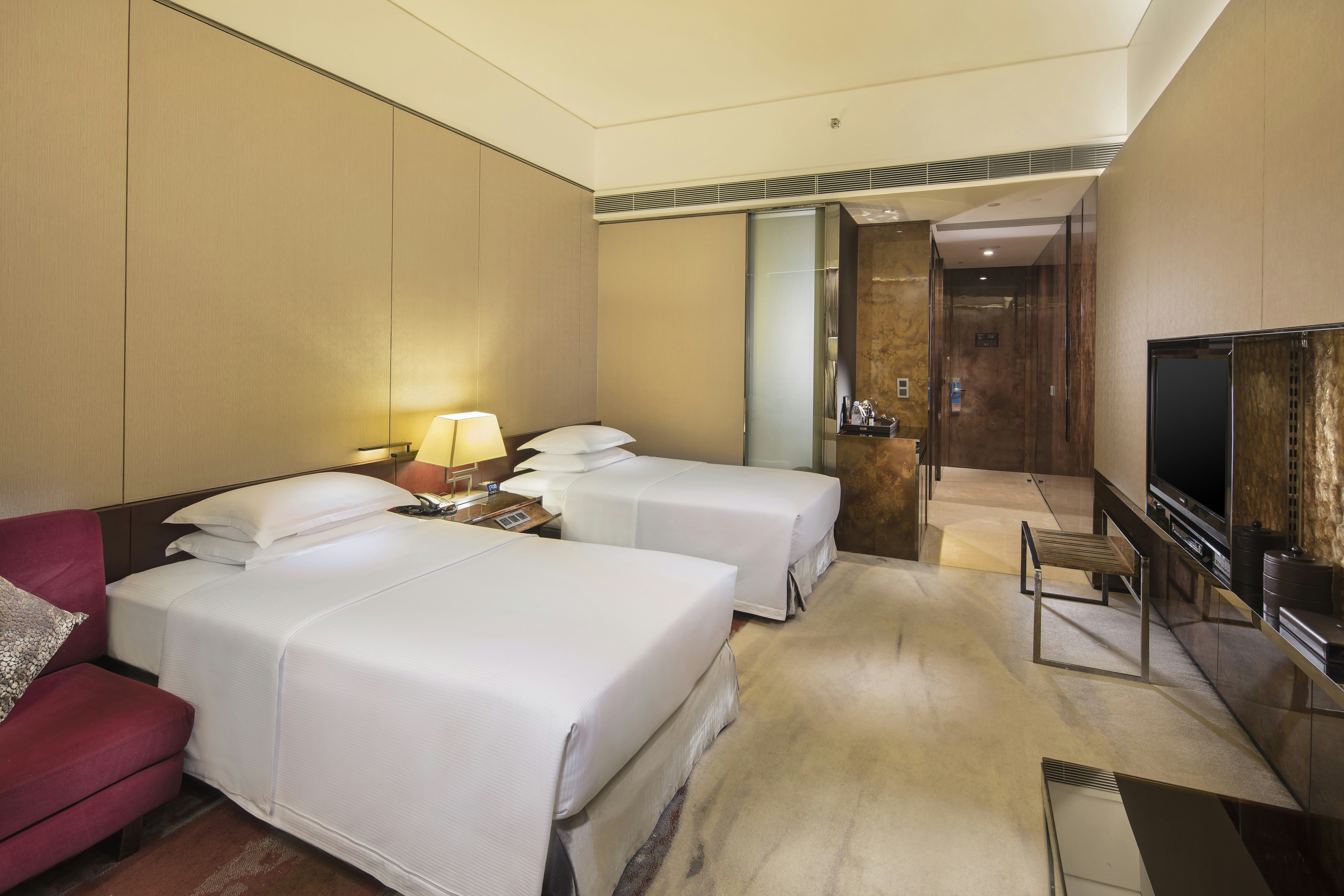 Hilton Guangzhou Tianhe 19/79