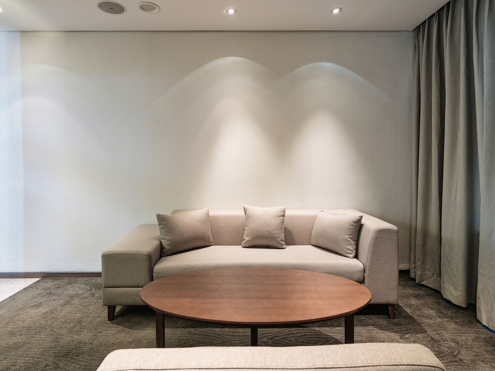 Ramada Encore by Wyndham CheonAn 38/50