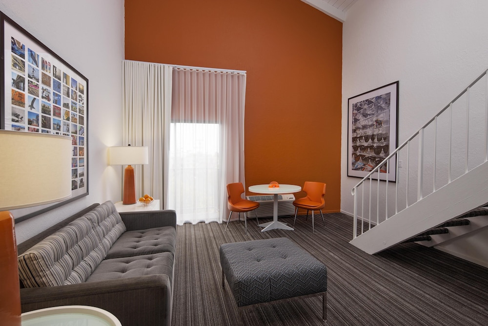 Inn At Venice Beach 30/37