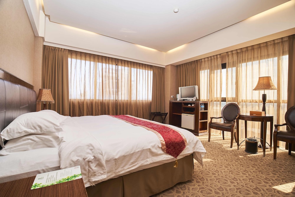 Resort One Hotel 5/37