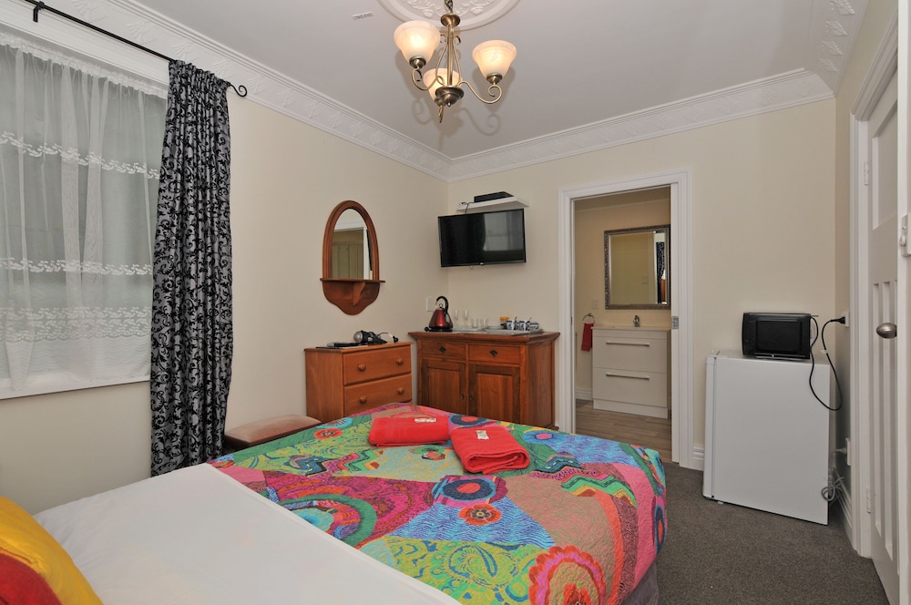 Richmond Guest House Bed & Breakfast 38/45