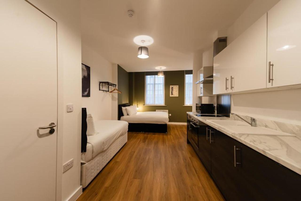 8 STANLEY STREET 11/17