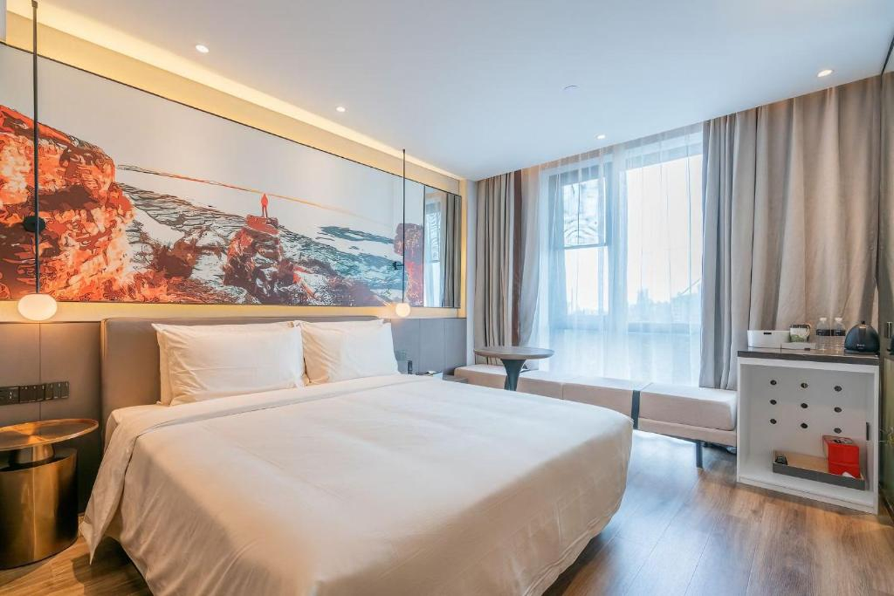 Atour Light Hotel Shanghai Baoshan Changjiang Road 14/26