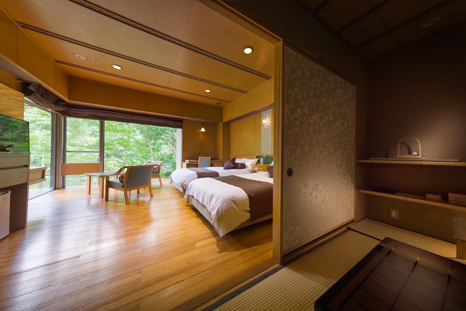 Semi Western, Style, Outdoor Bath