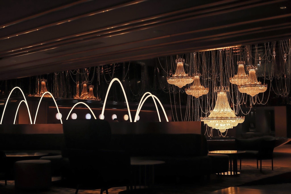 Asia Hotel Bangkok 59/60