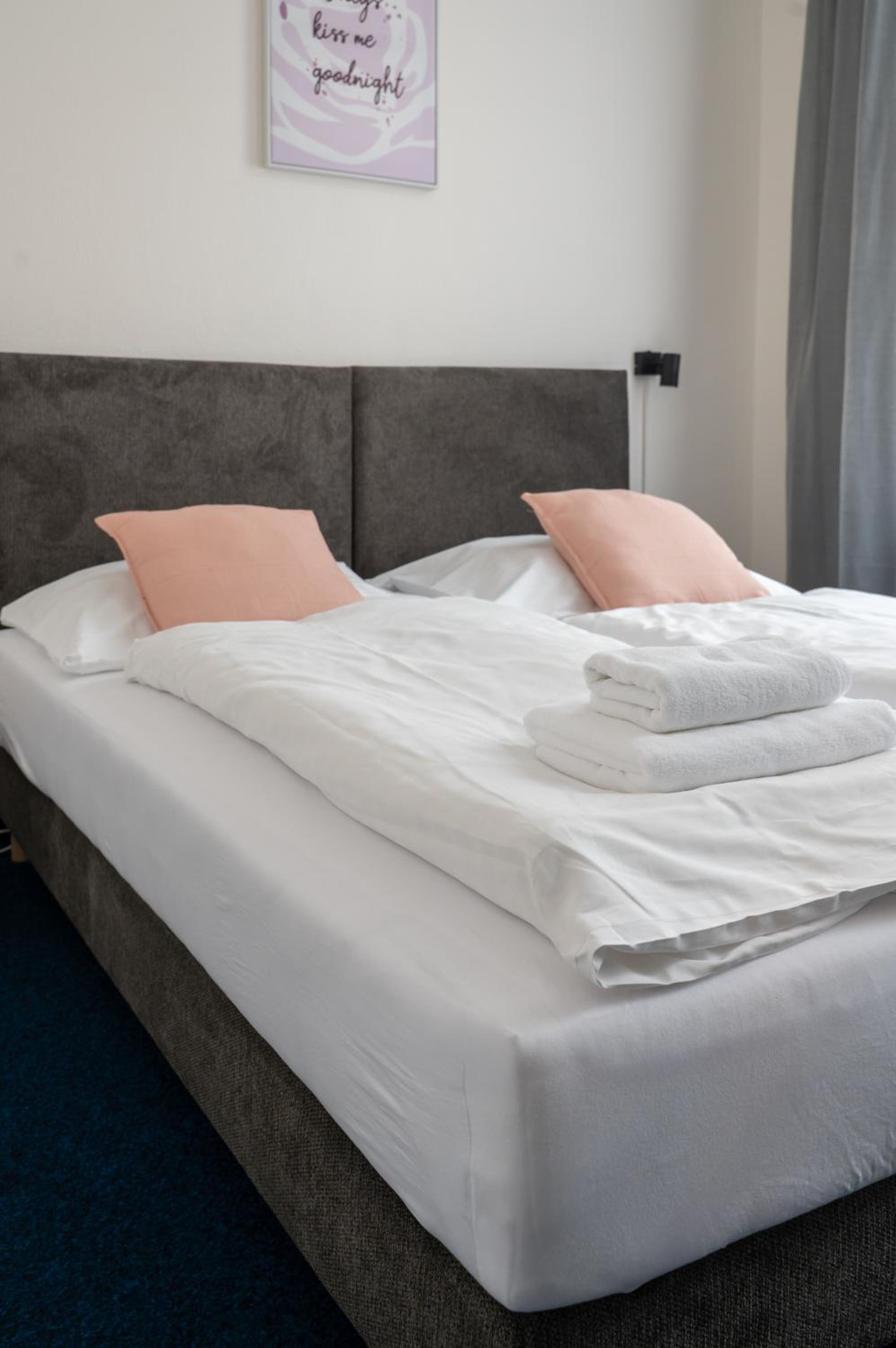 Hotel CB Royal 12/61