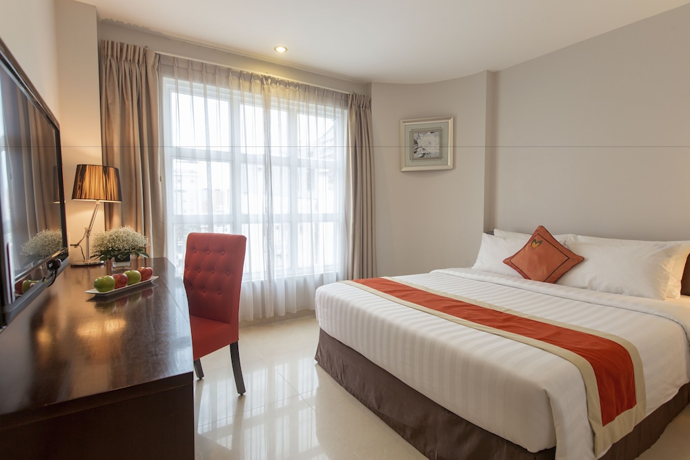 PREMIUM, DELUXE, DOUBLE BED