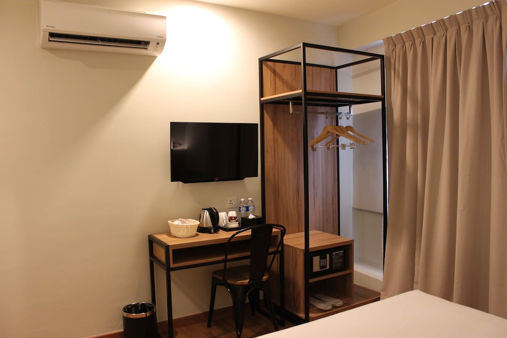 Big M Hotel 34/44