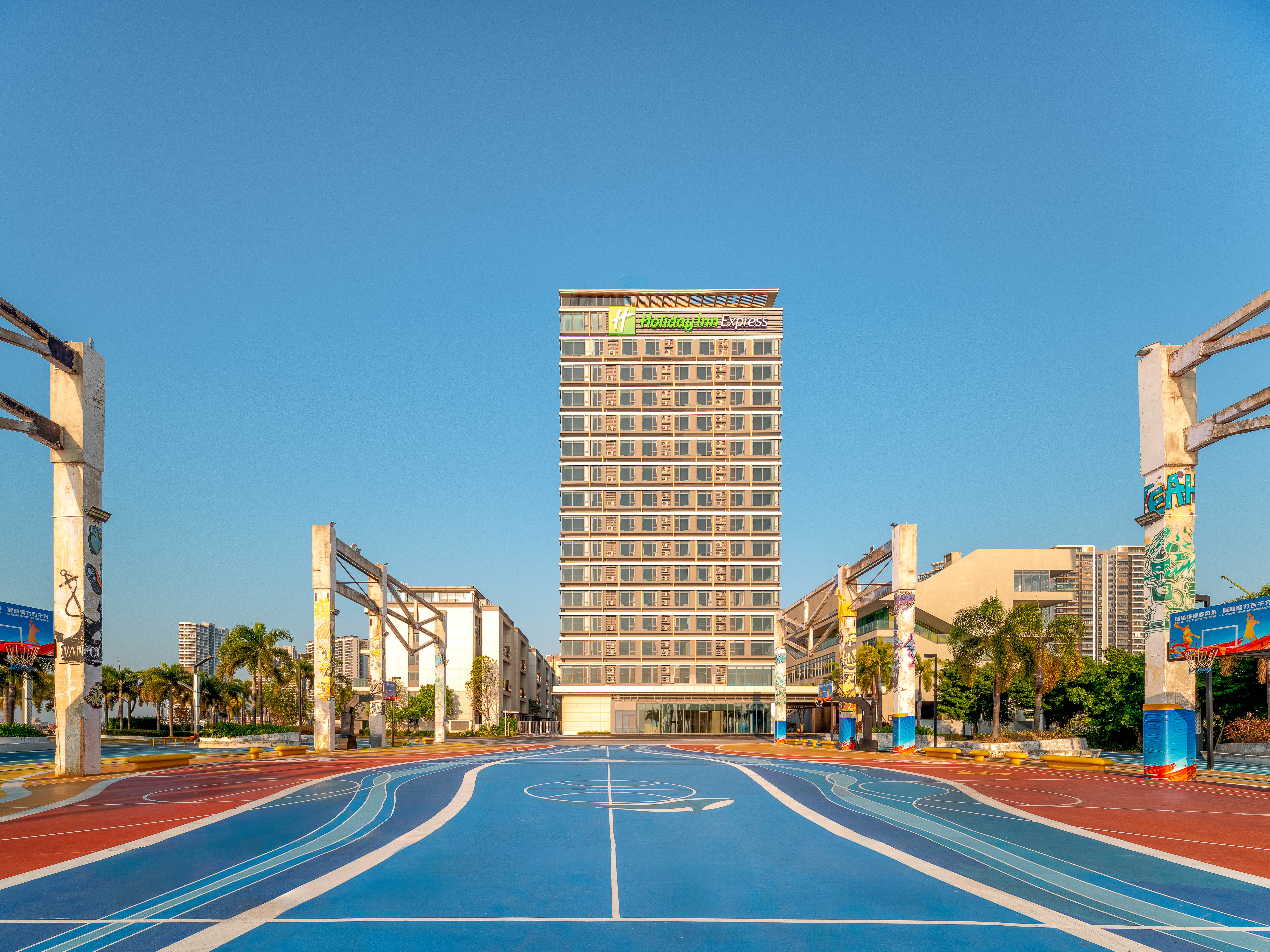 Holiday Inn Express Zhanjiang Coast 3/41