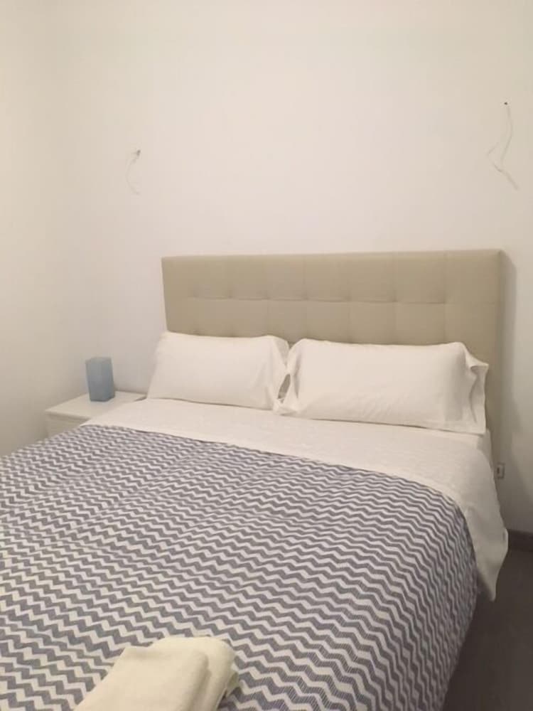 PIZARRO HOSTAL 15/50