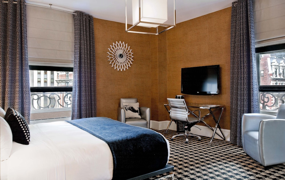 Ameritania At Times Square Hotel 14/53