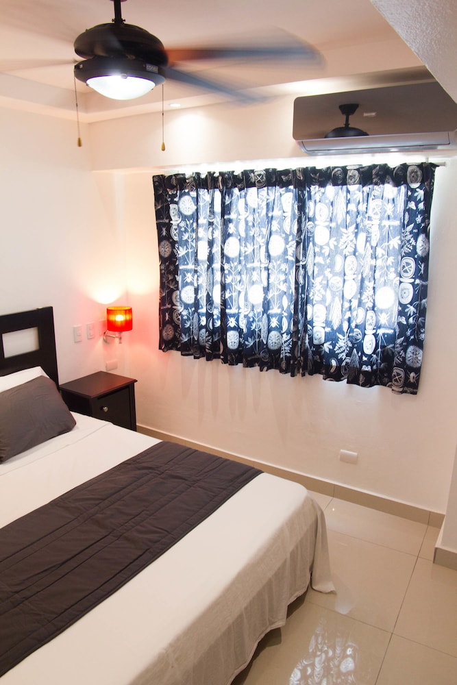 City Caribbean Hotel Boutique 33/65