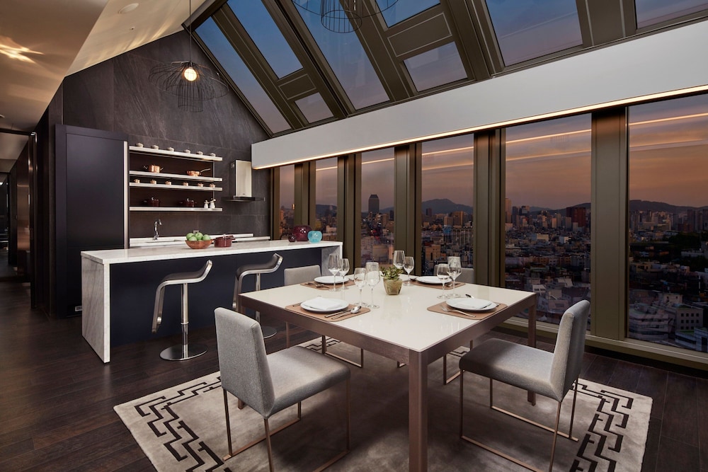 Four Points By Sheraton Seoul Gangnam 42/57