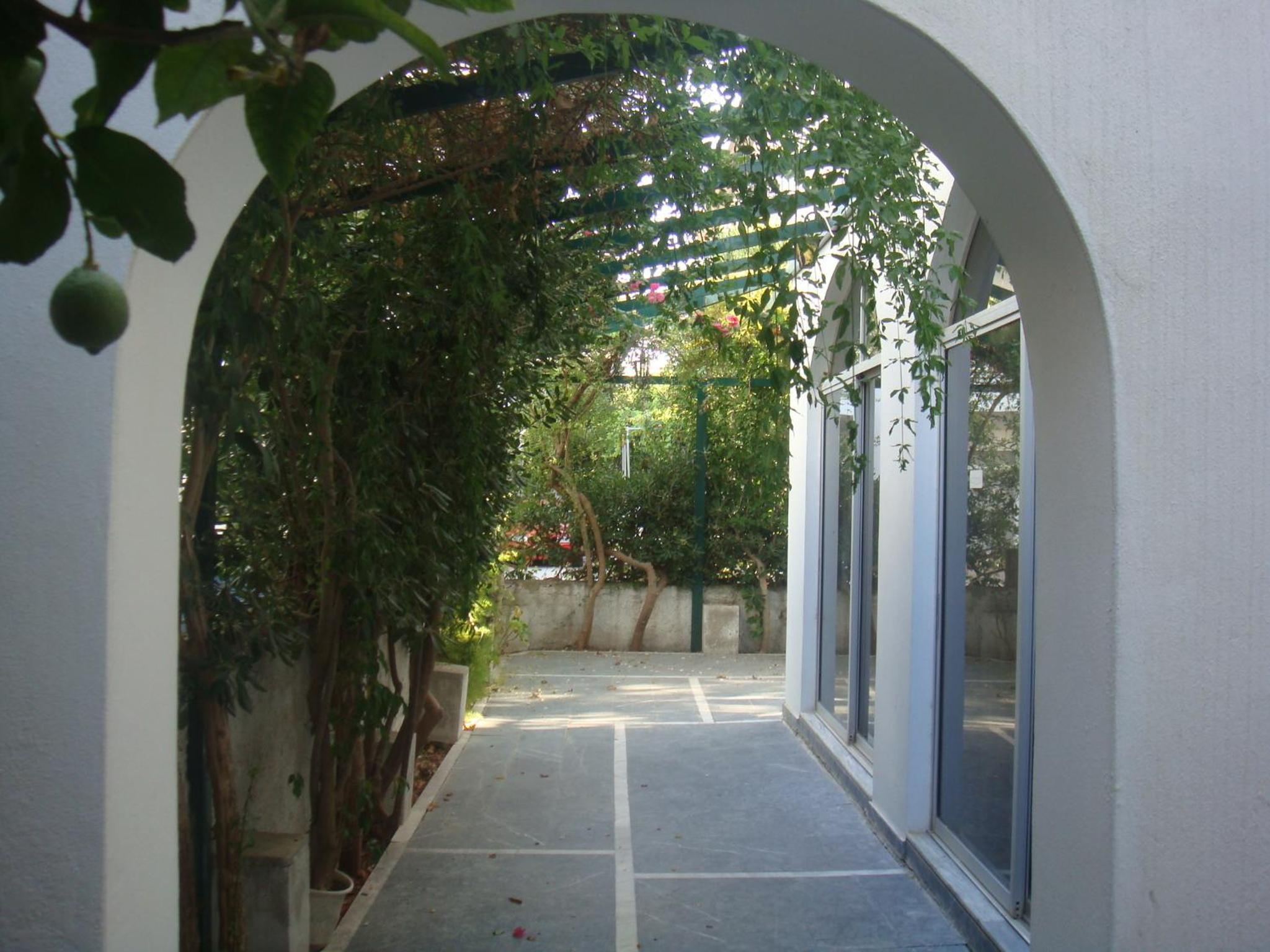 Karis Hotel 41/50