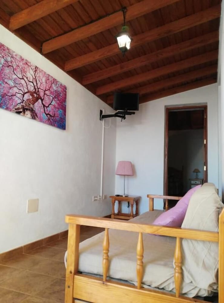 CASAS RURALES AMPARO LAS HAYAS 17/49