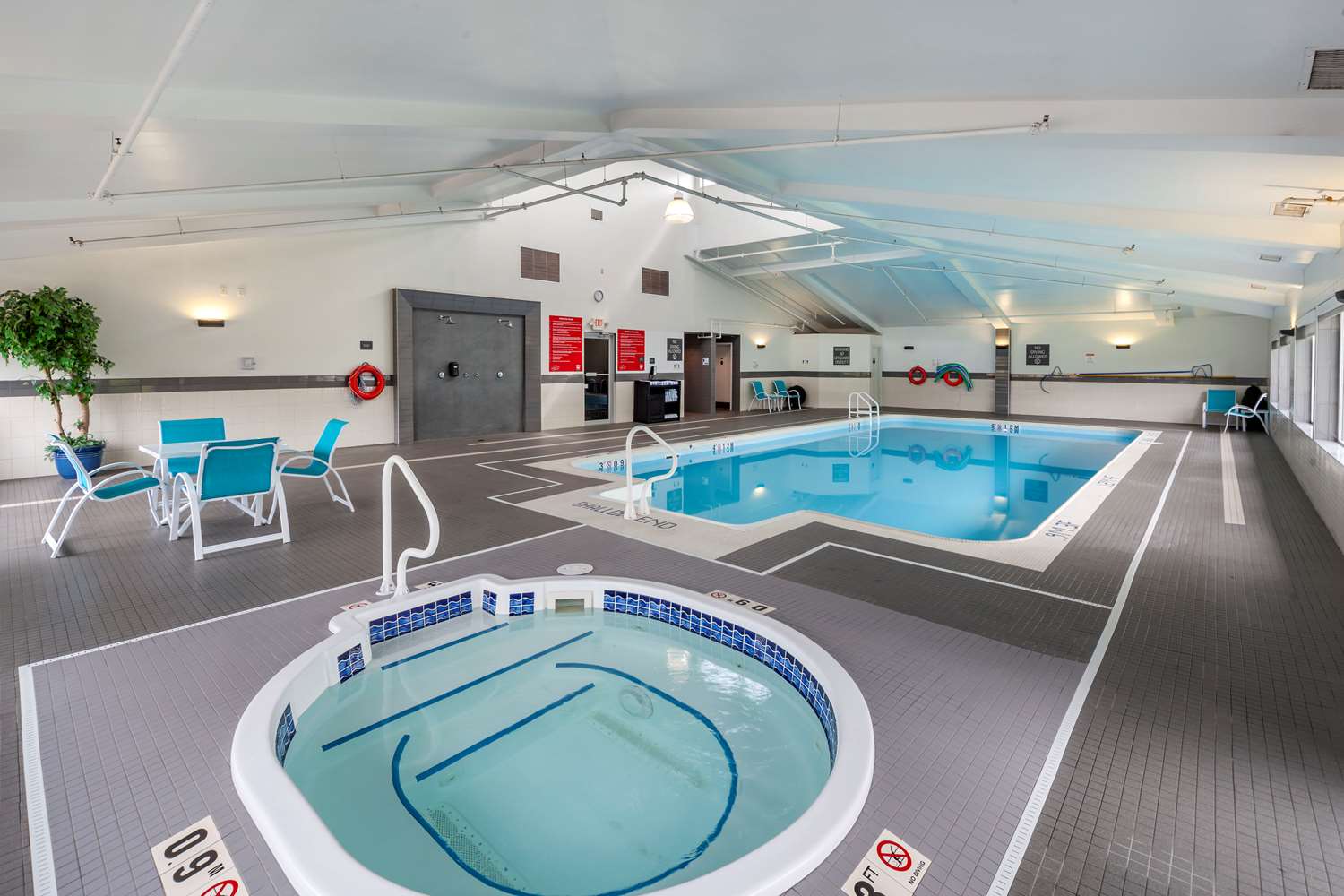 Best Western Plus West Edmonton 37/77