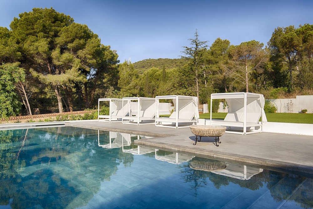 Melia Begur Aigua Blava 4/64