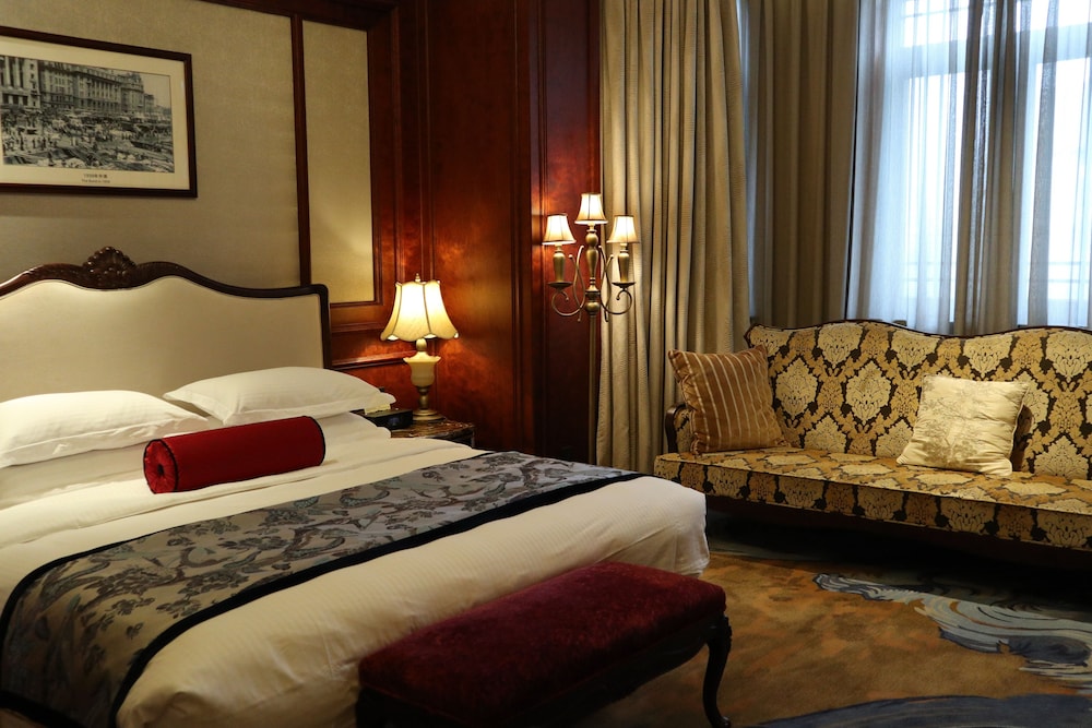 suite, garden view