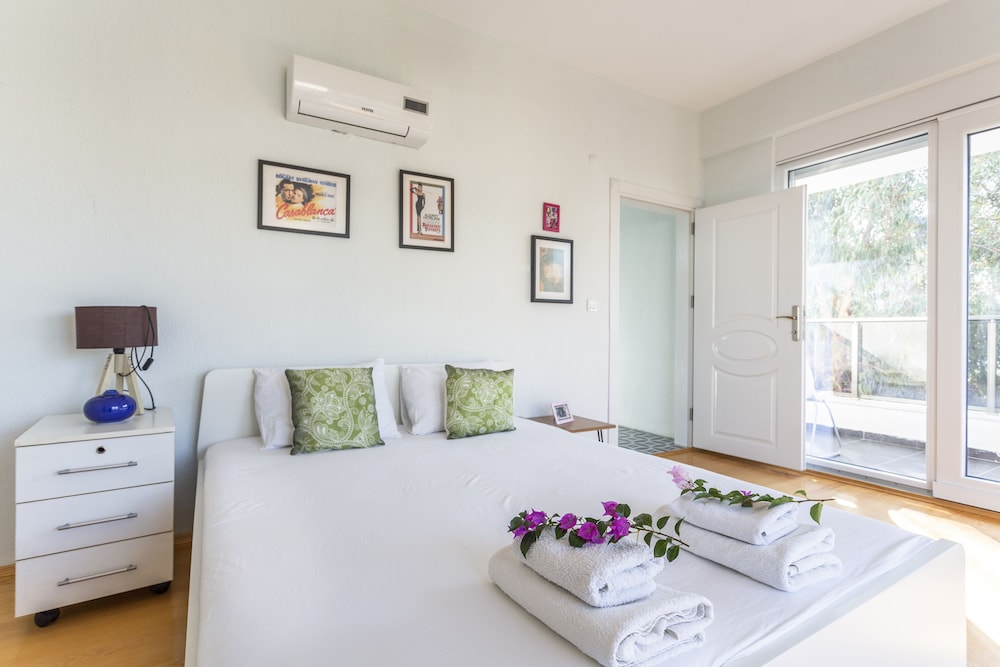 Ev Villas 7/50