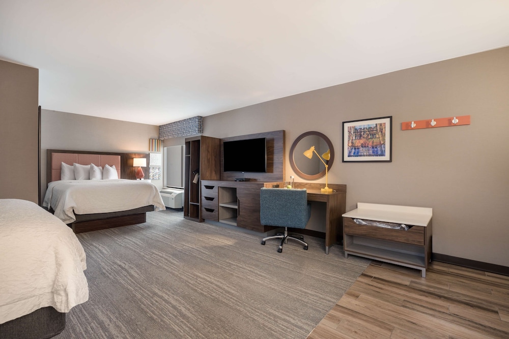 Hampton Inn Princeton, NJ 49/89