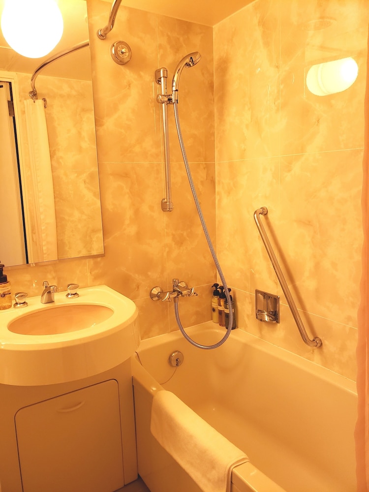 Crowne Plaza Ana Nagasaki Gloverhill 34/78