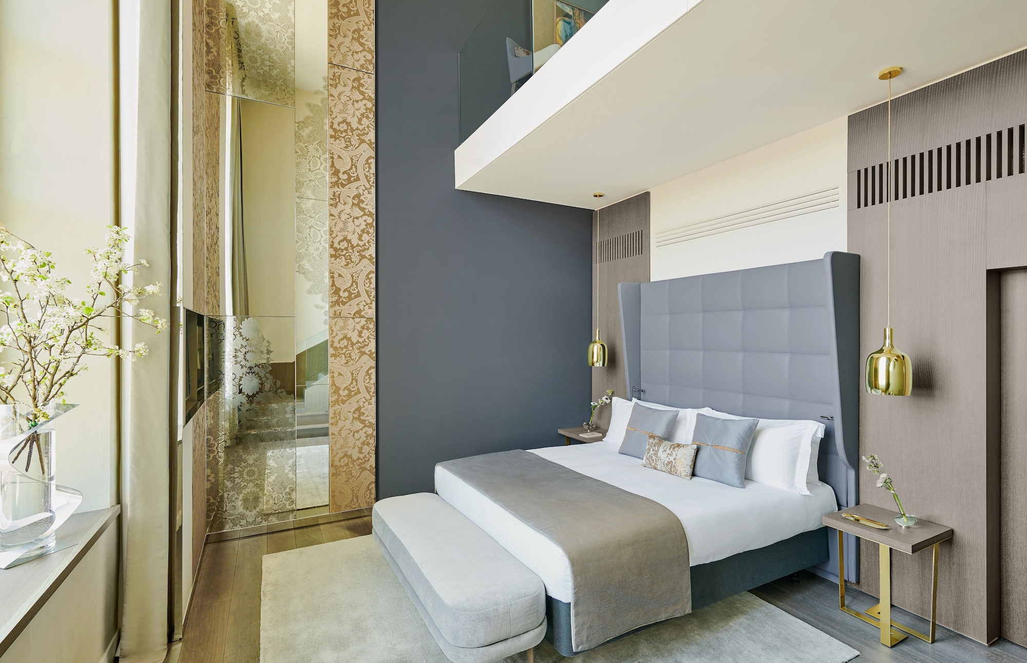 Duplex, Junior Suite, King Bed, Rhone View