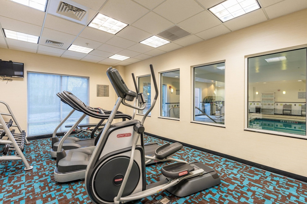 Fairfield Inn Suites Carlisle 32/55
