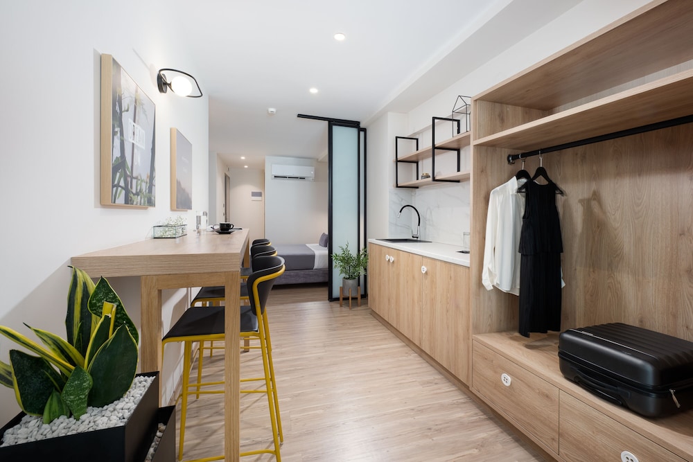Enattica Suites 33/50